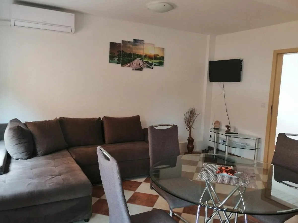 Apartments With A Parking Space Vir - 20183 0*,  Croatia