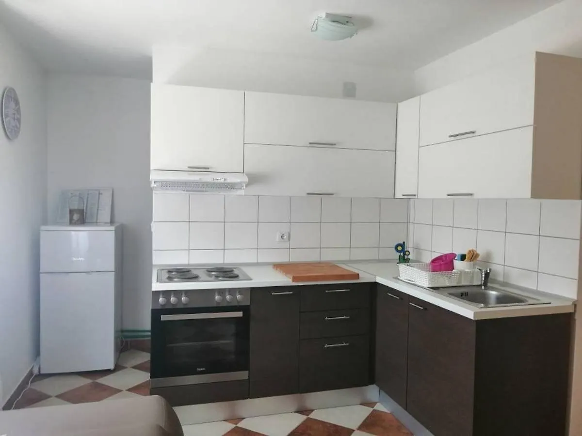 Apartments With A Parking Space Vir - 20183 0*,  Croatia