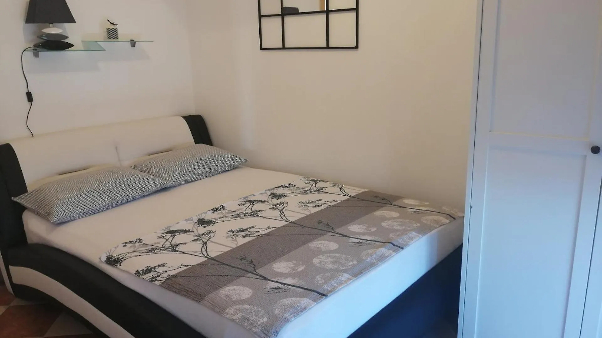 Apartments With A Parking Space Vir - 20183